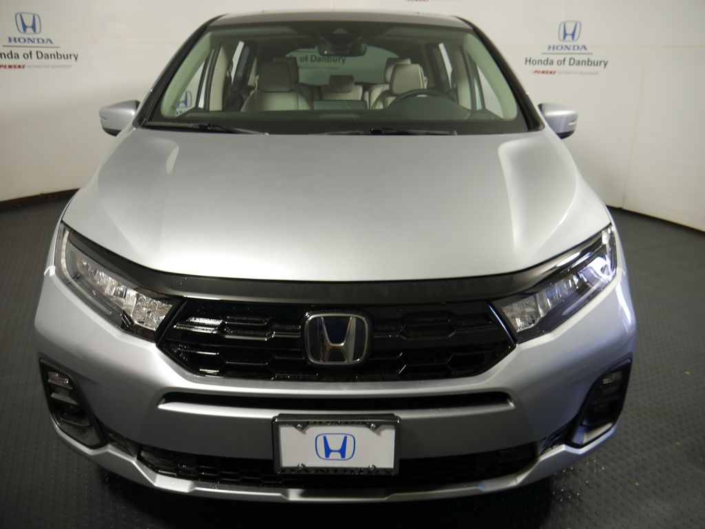 2025 Honda Odyssey Touring 2