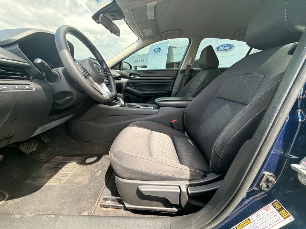 2021 Nissan Altima 2.5 S Blue at Bob Ruth Ford