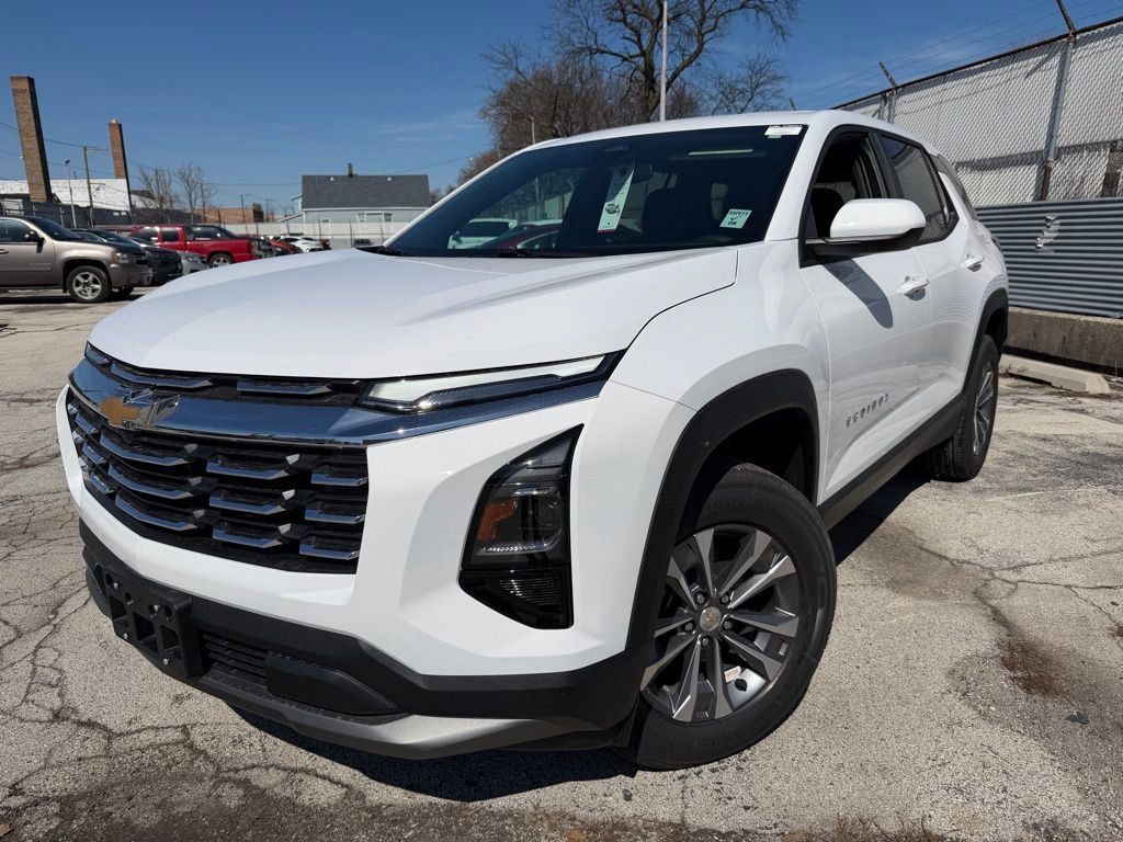 Summit White 2026 Chevrolet Equinox LT FWD SUV / Crossover Front-Wheel Drive Continuously Variable Transmission