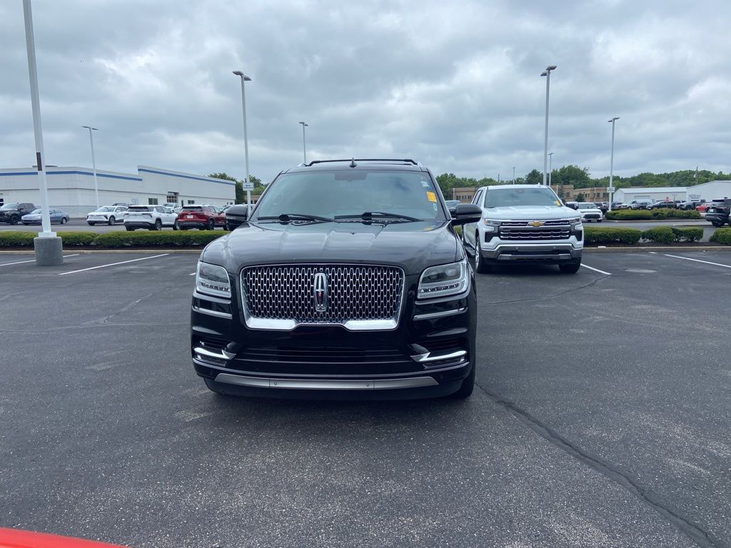 Thumbnail: 2018 Lincoln Navigator - 8