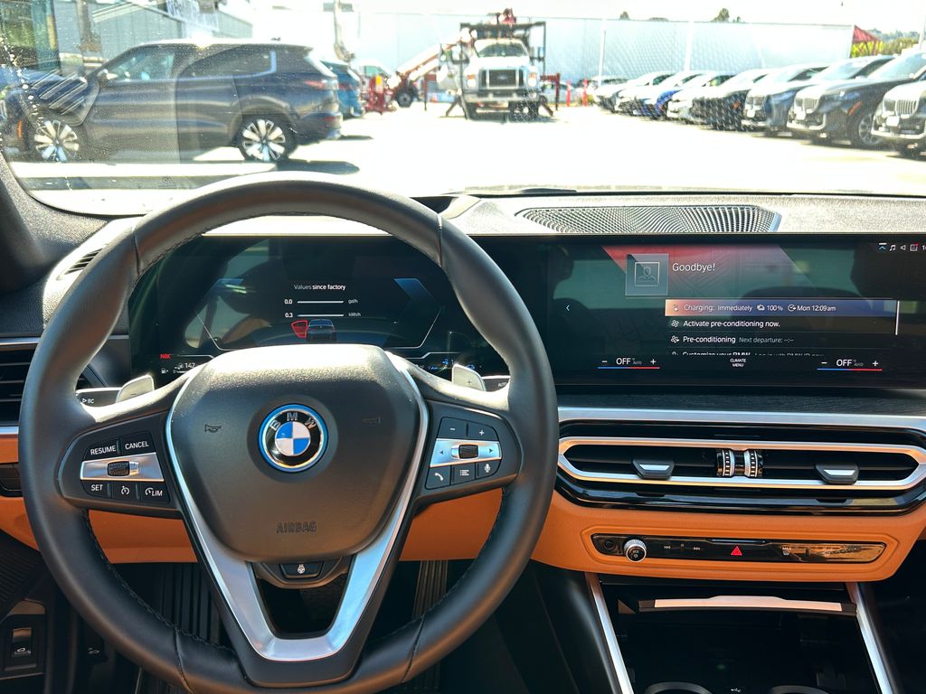 Thumbnail: 2023 BMW 3 Series - 17