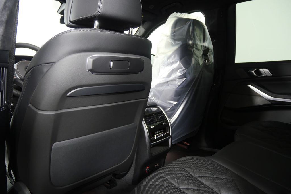 2026 BMW X7 xDrive40i 19