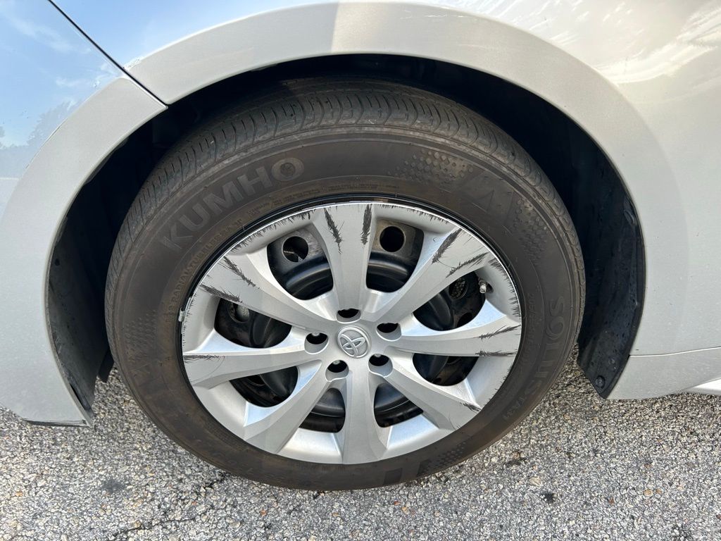 Thumbnail: 2023 Toyota Corolla - 9