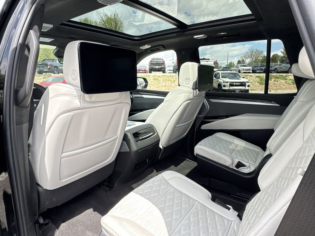 Used 2025 Cadillac Escalade SUV