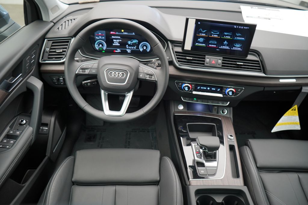 2024 Audi Q5 e  12