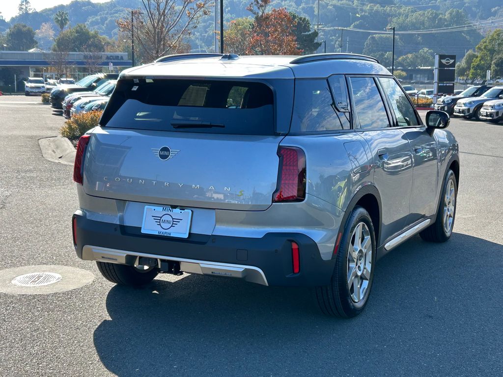 2025 MINI Cooper Countryman Signature 5