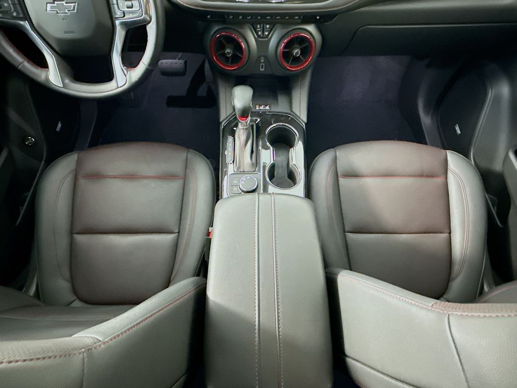 Thumbnail: 2025 Chevrolet Blazer - 17