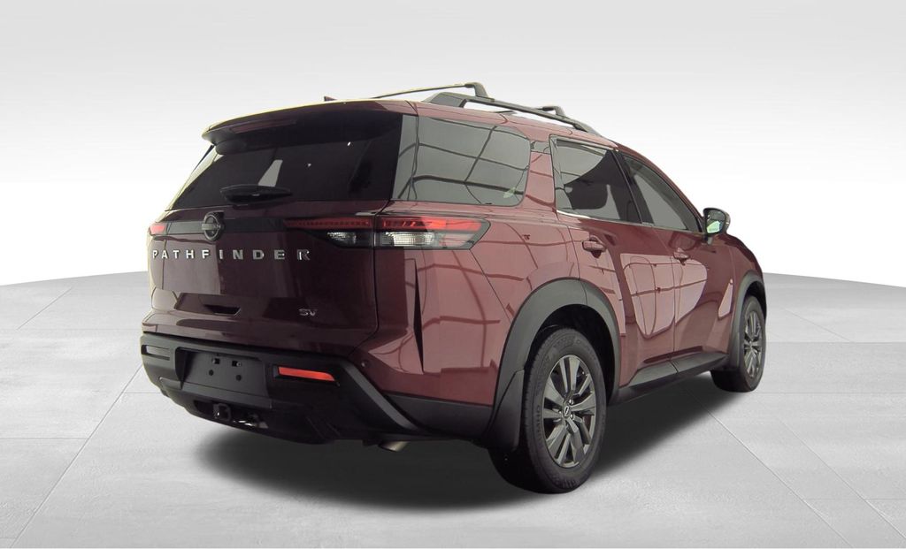 2022 Nissan Pathfinder SV 3