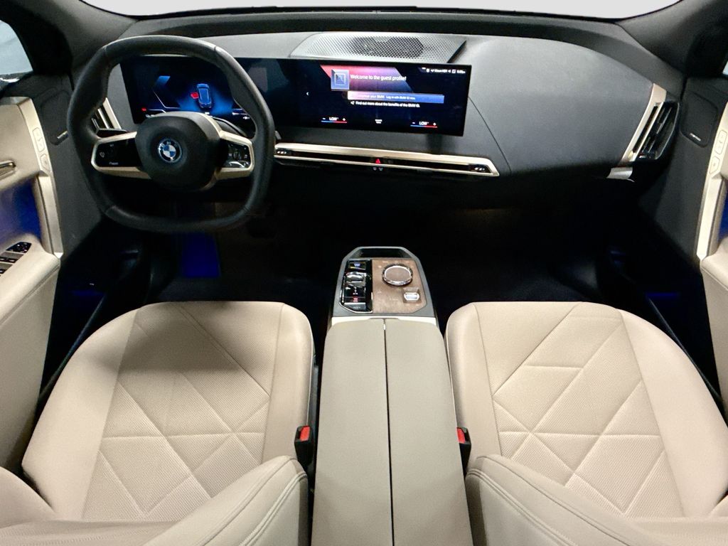 Thumbnail: 2023 BMW iX - 13