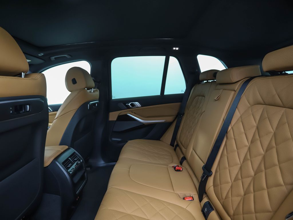 Thumbnail: 2026 BMW X5 - 22