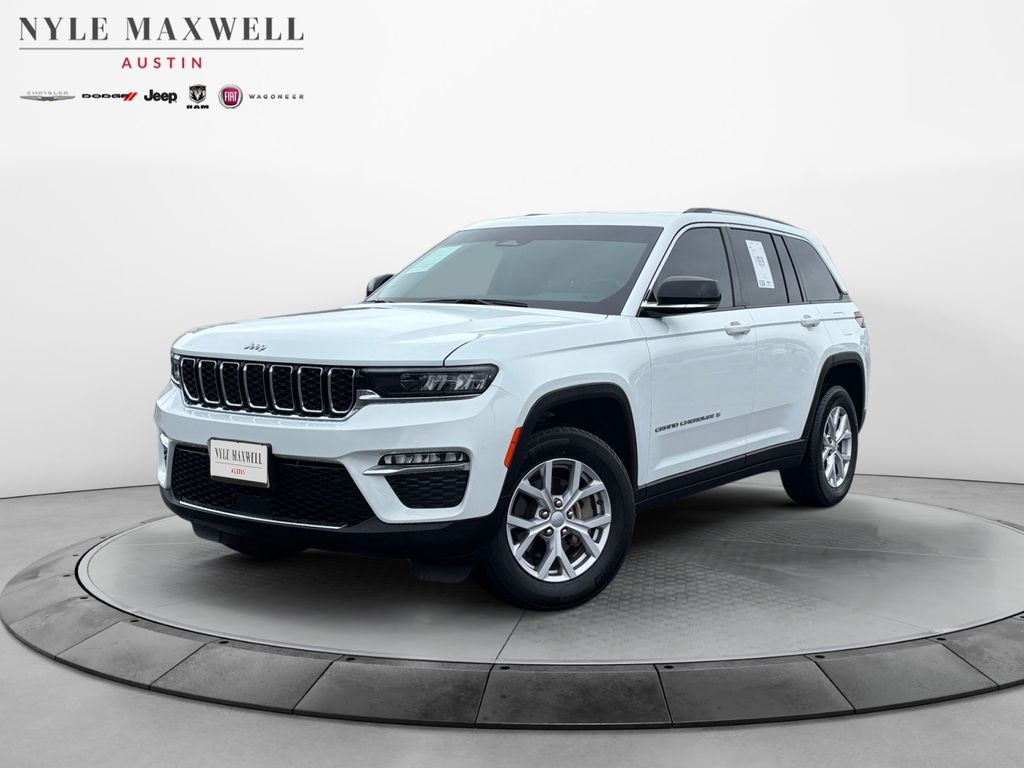 Used Car 2022 Jeep Grand Cherokee  Limited For Sale Under $30,000 In Austin, Texas