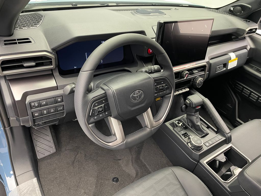 Thumbnail: 2025 Toyota 4Runner - 11