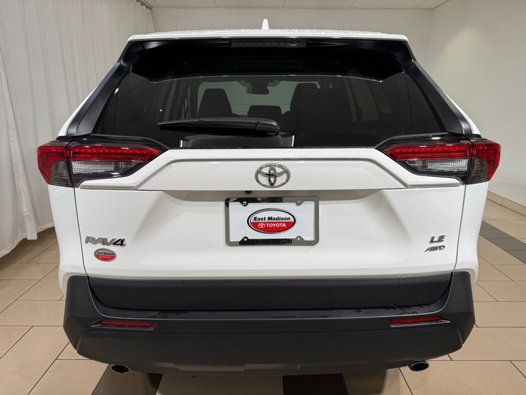 Thumbnail: 2025 Toyota RAV4 - 4