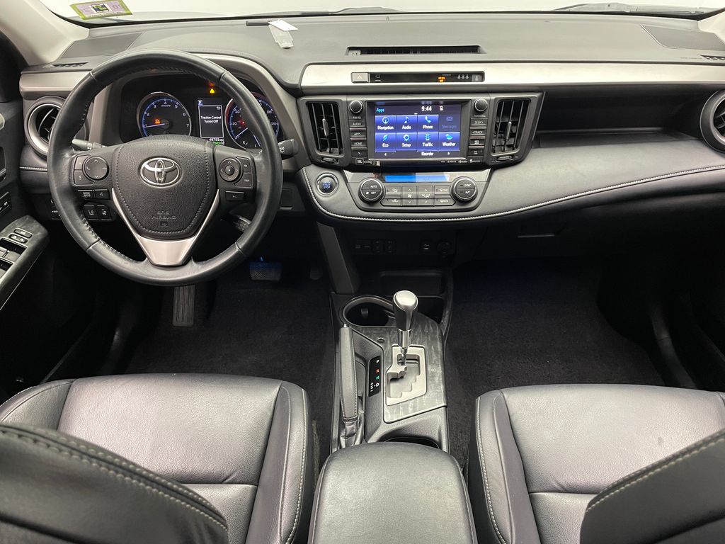 2018 Toyota RAV4 Platinum 19