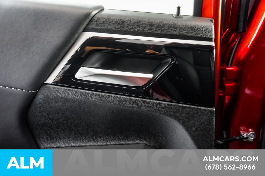 Used 2025 Red Mitsubishi SE image 53