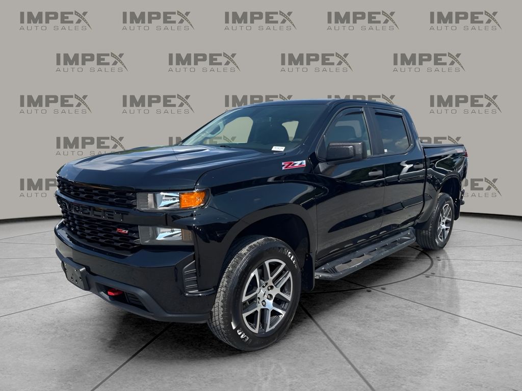 2019 Chevrolet Silverado 1500 Custom Trail Boss 4WD Crew Standard Box's photo