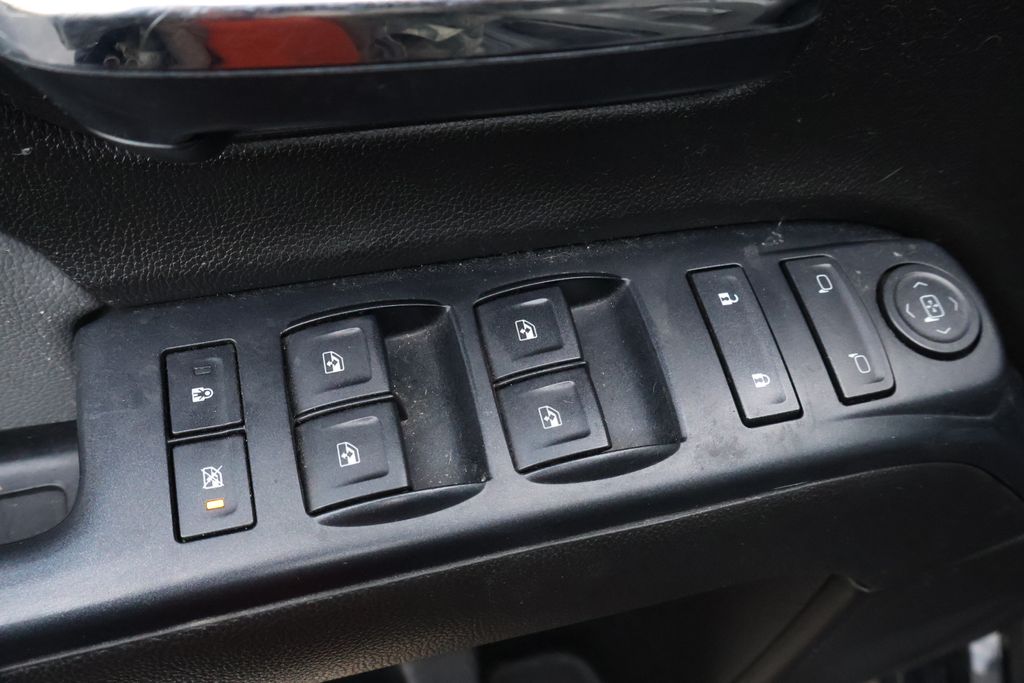 Thumbnail: 2016 GMC Sierra 1500 - 7