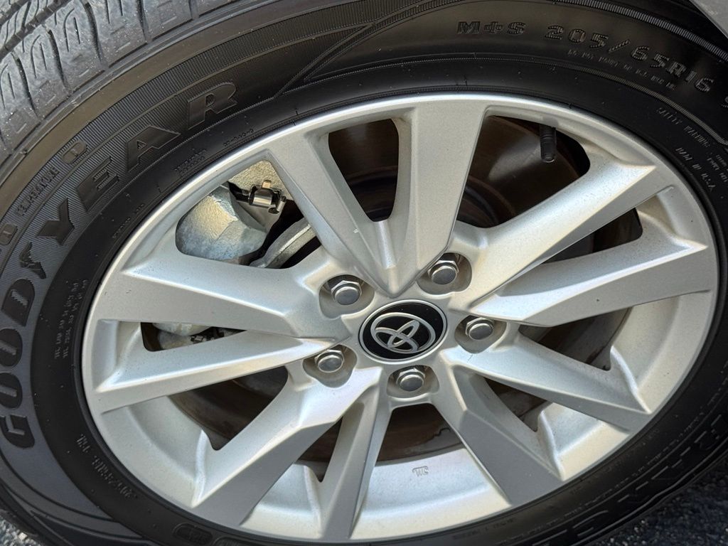 Used 2025 Toyota Camry Sedan
