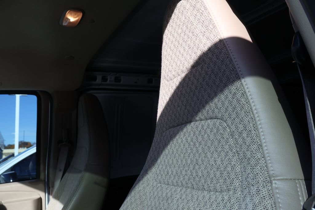 Thumbnail: 2022 Chevrolet Express - 13