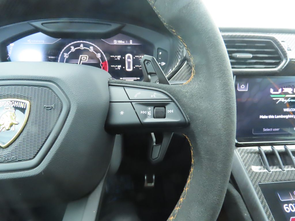 Thumbnail: 2024 Lamborghini Urus - 12