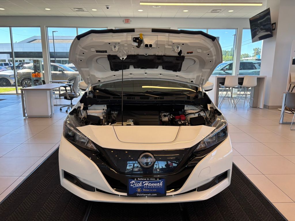 2024 Nissan Leaf S