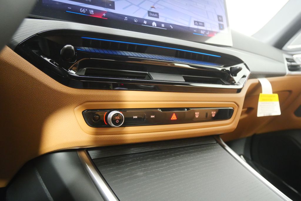 Thumbnail: 2026 BMW i4 - 21