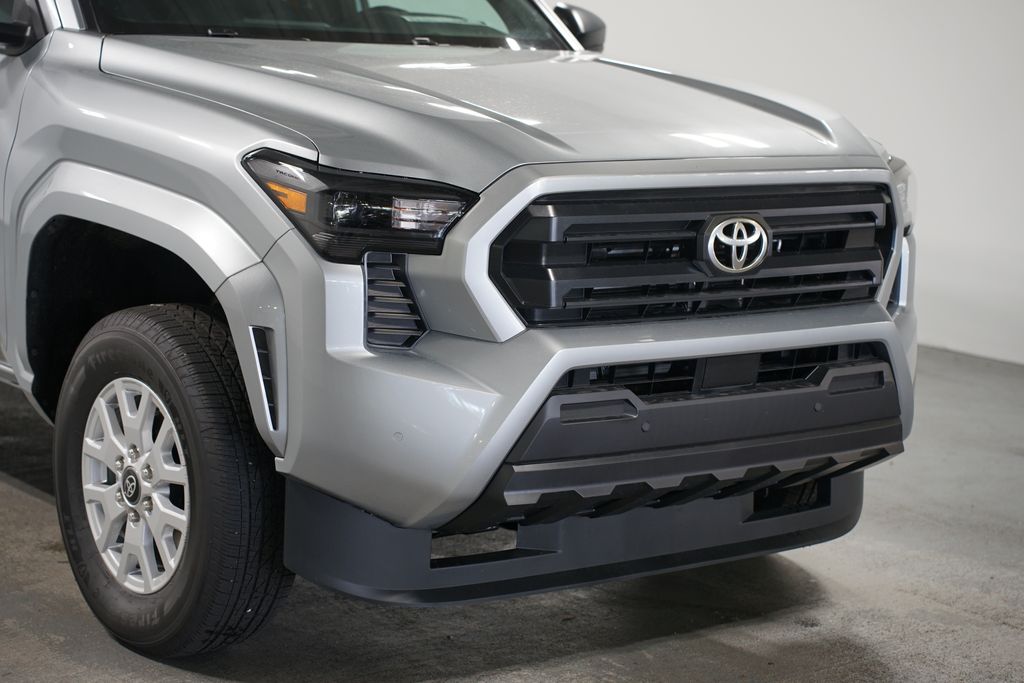 Thumbnail: 2025 Toyota Tacoma - 4