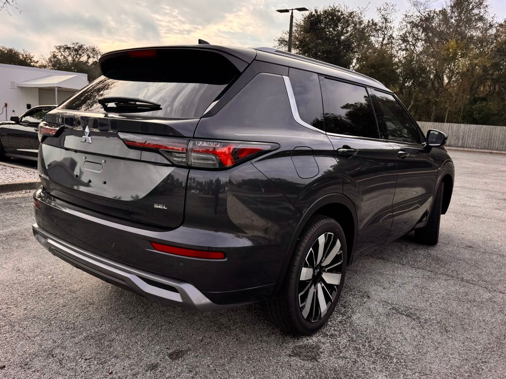 New 2026 Mitsubishi Outlander SUV