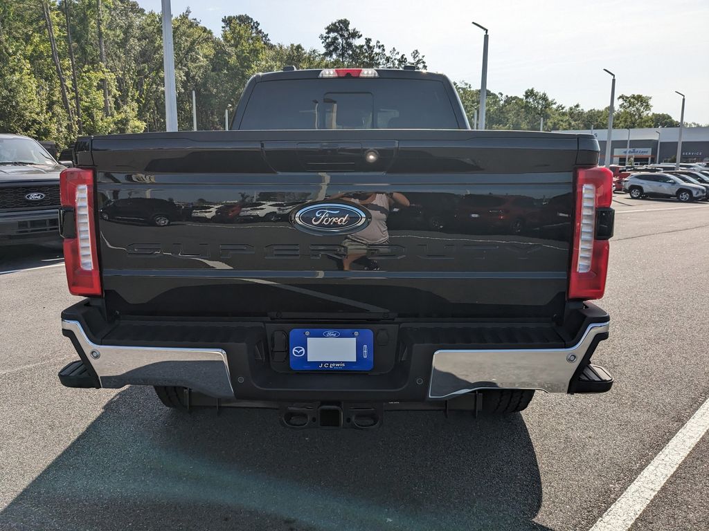 2025 Ford F-250 Super Duty Lariat