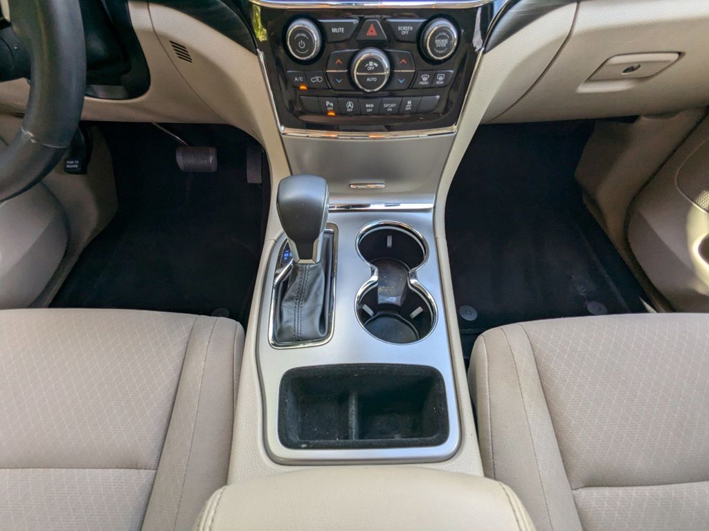 2022 Jeep Grand Cherokee WK Laredo E