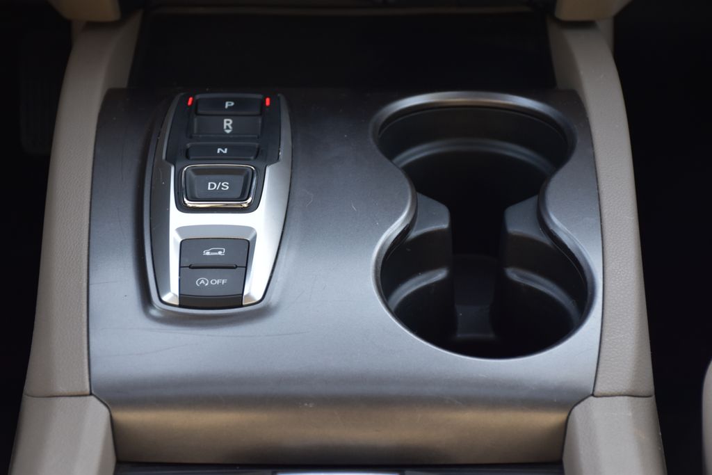 Thumbnail: 2022 Honda Pilot - 21