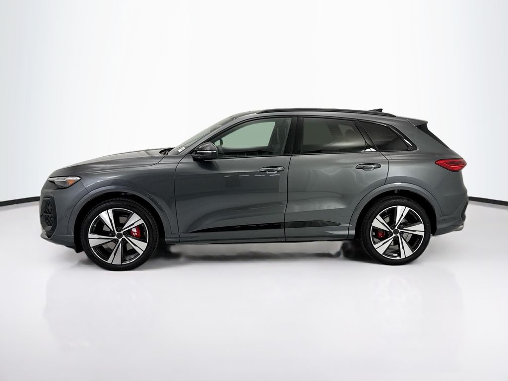 Thumbnail: 2026 Audi SQ5 - 8