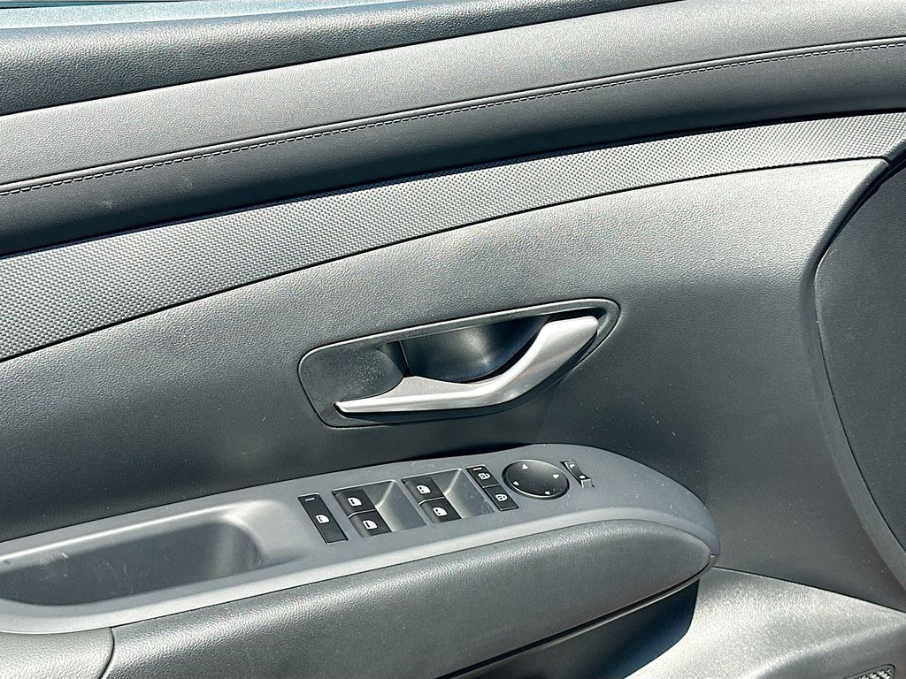 Thumbnail: 2025 Hyundai Tucson - 19