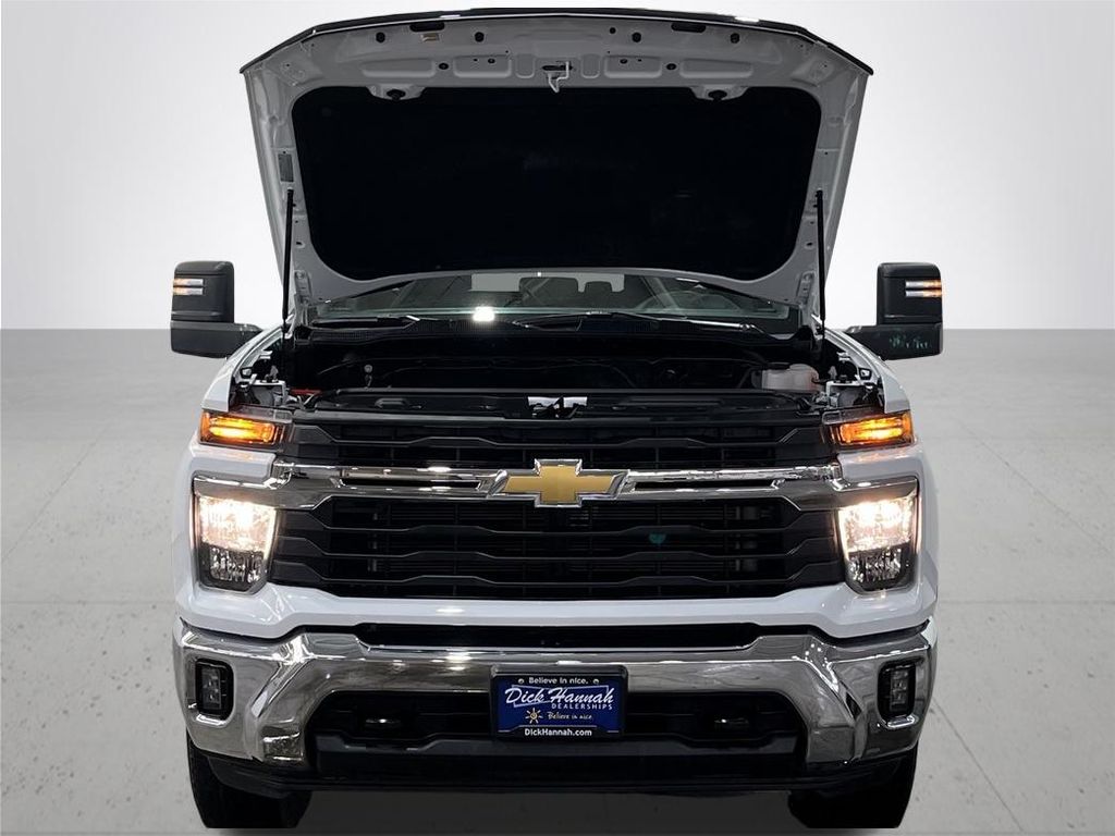 2025 Chevrolet Silverado 3500HD LT