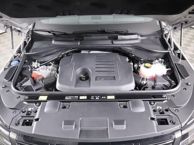 Thumbnail: 2026 Land Rover Range Rover Sport - 31