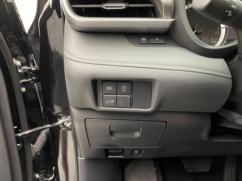 Thumbnail: 2025 Toyota Highlander - 20