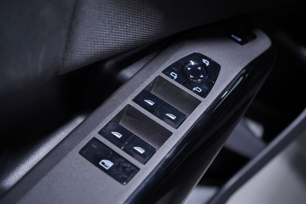 Thumbnail: 2026 BMW X3 - 11