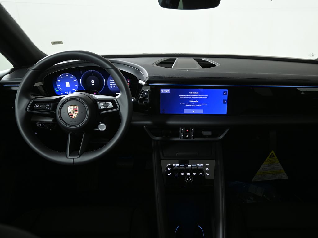 Thumbnail: 2026 Porsche Macan - 16