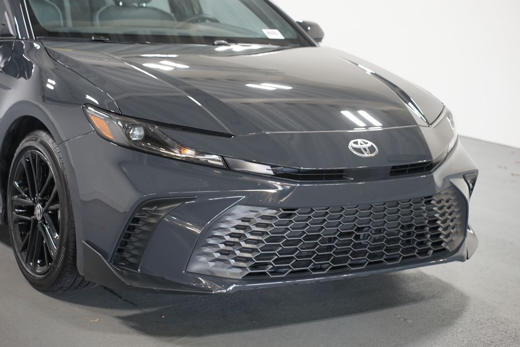 Thumbnail: 2025 Toyota Camry - 4