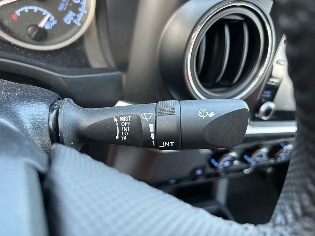 2023 Toyota Tacoma SR5 19