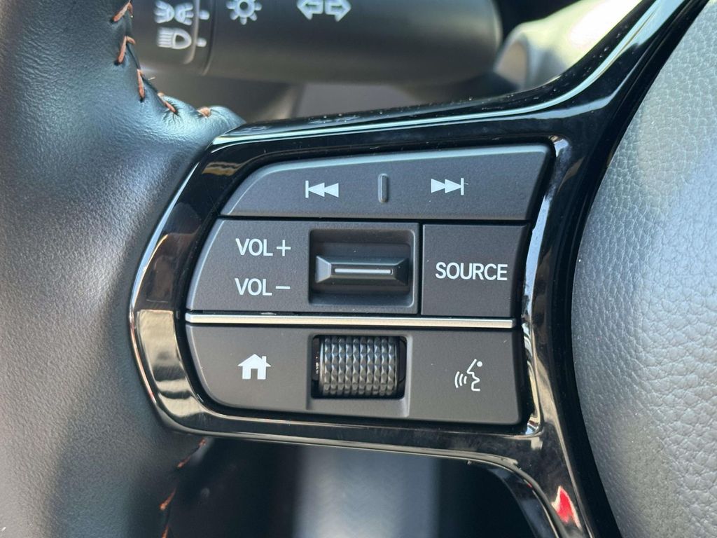 Used 2025 Honda HR-V SUV