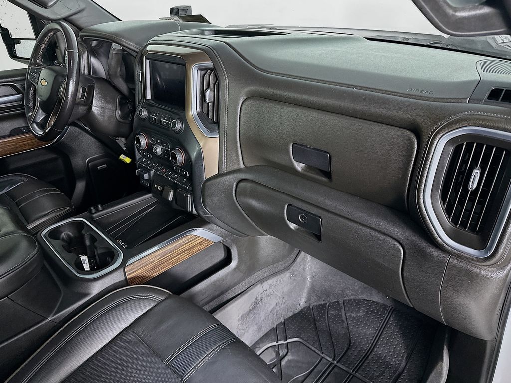 ChevroletSilverado 2500HD32