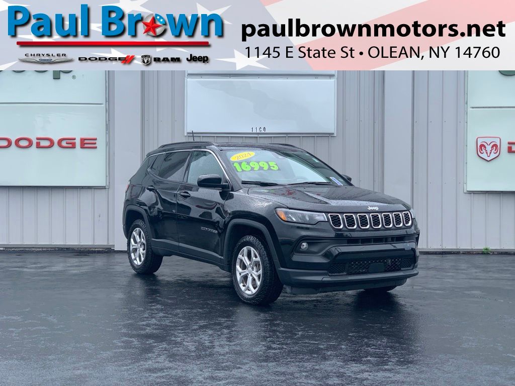 Diamond Black Crystal Pearlcoat 2024 Jeep Compass SUV / Crossover Four-Wheel Drive 8-Speed Automatic