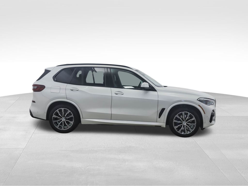 Thumbnail: 2021 BMW X5 - 6