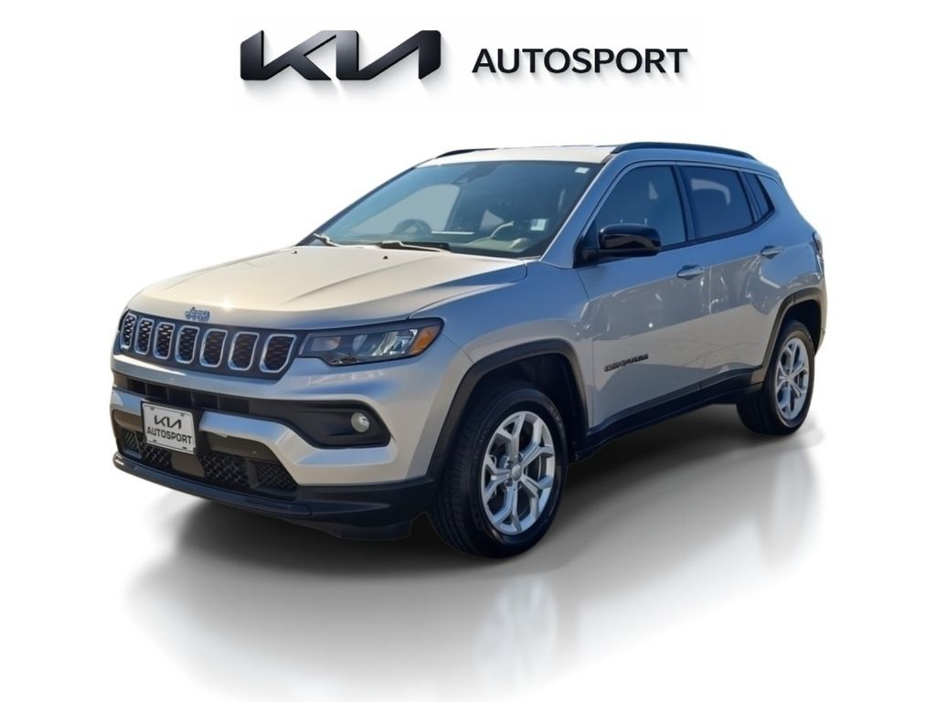 Silver Zynith Metallic Clearcoat 2024 Jeep Compass Latitude 4WD SUV / Crossover Four-Wheel Drive 8-Speed Automatic