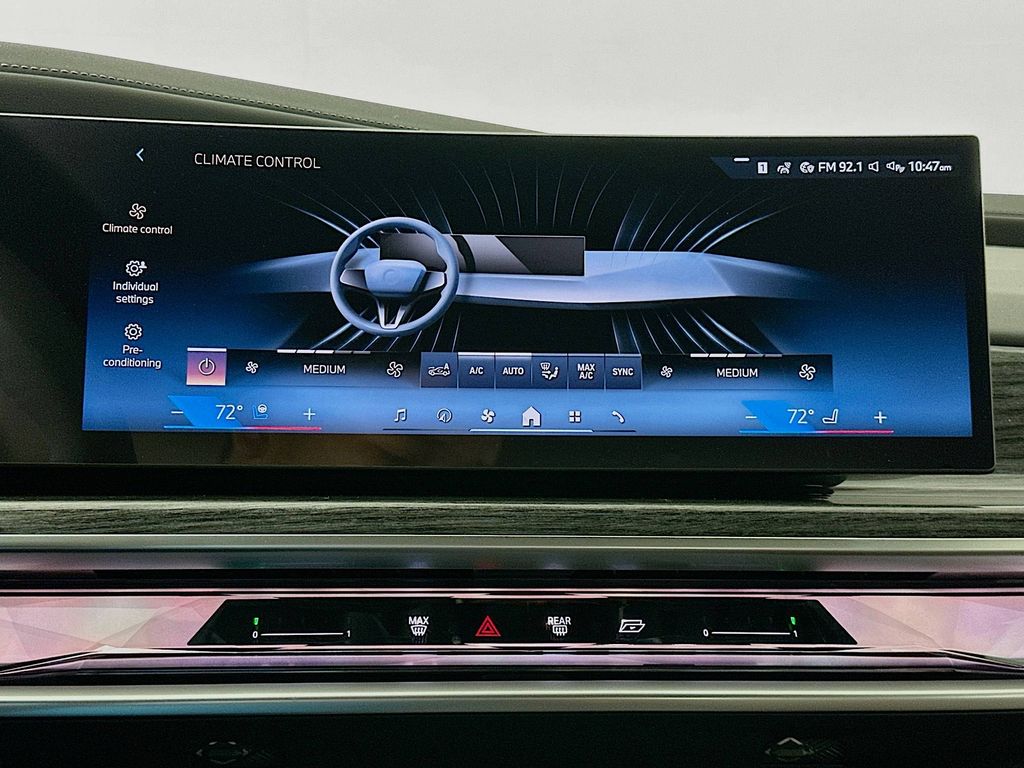 Thumbnail: 2026 BMW 7 Series - 14