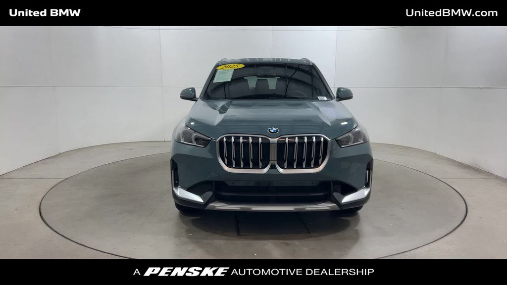 Thumbnail: 2025 BMW X1 - 3