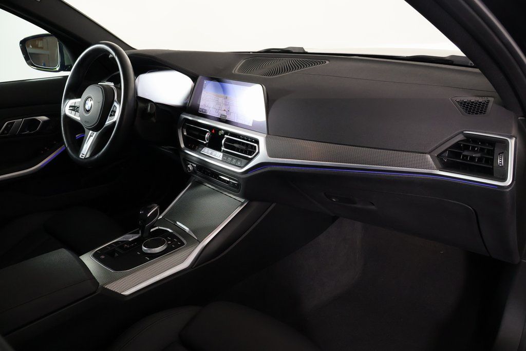 Thumbnail: 2021 BMW 3 Series - 9