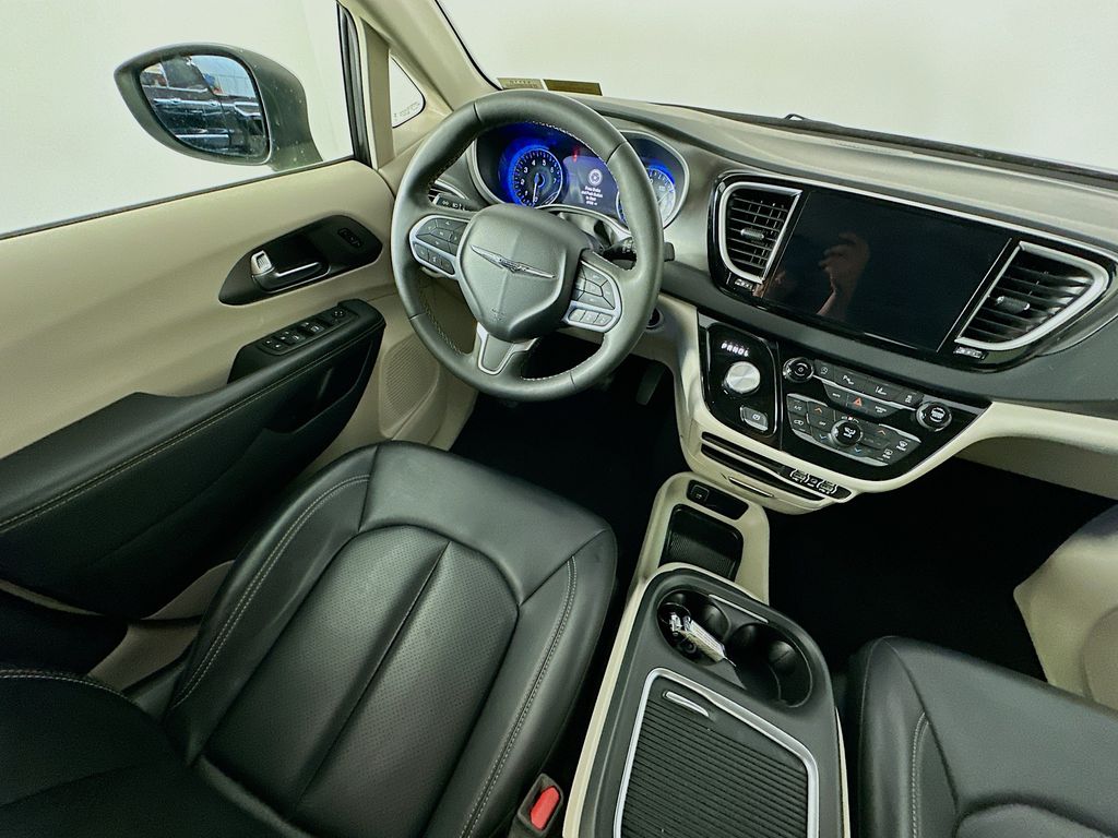 ChryslerPacifica9