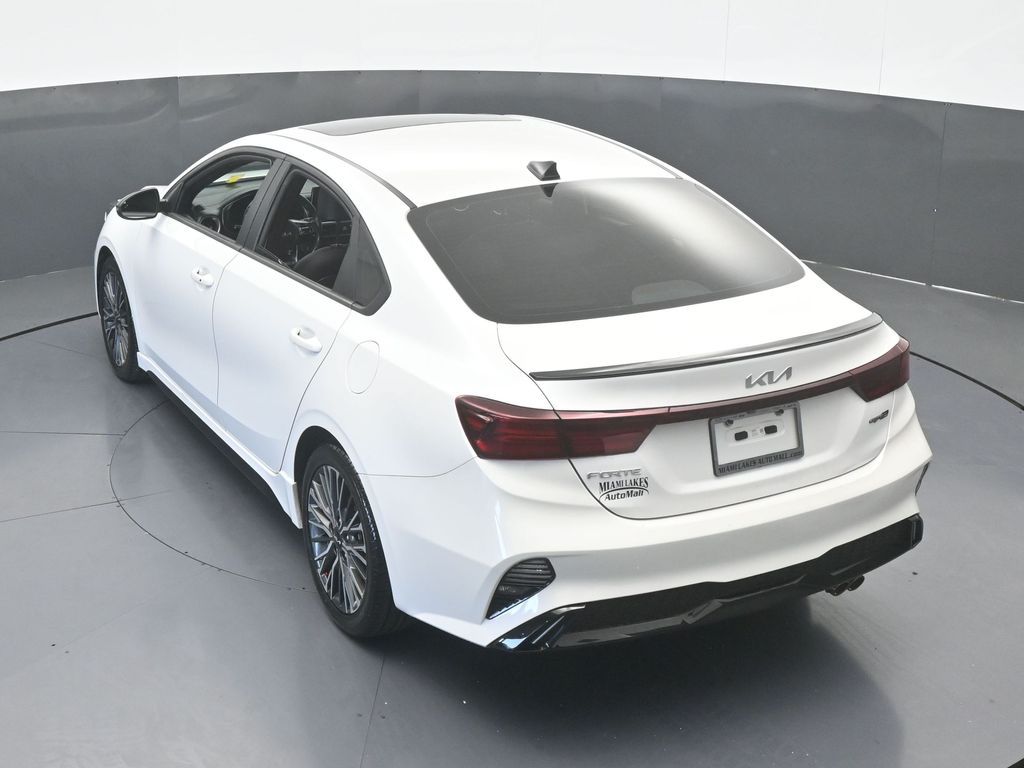 Used 2024 Snow White Pearl Kia GT-Line image 52